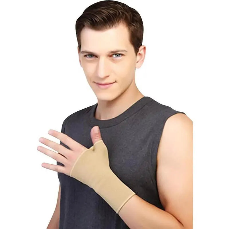 Product image Smart Flamingo Palm Brace - 2104 - Small - Image 1